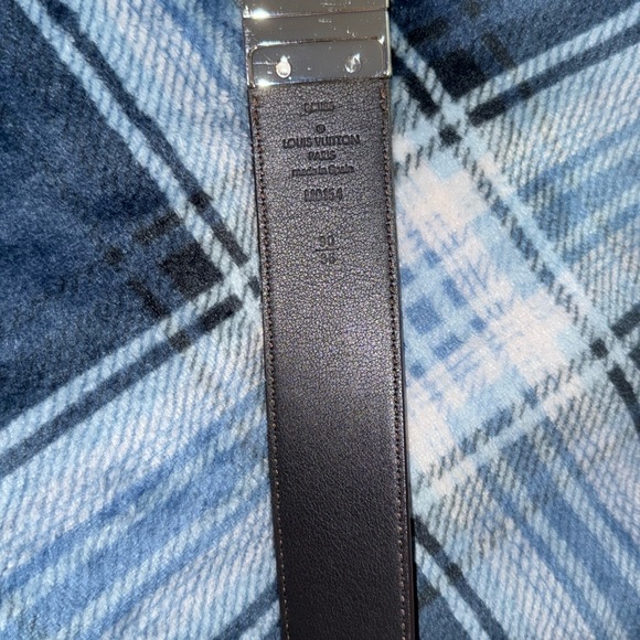 LOUIS VUITTON Reversible Leather Belt M9154 - Picture 4 of 7